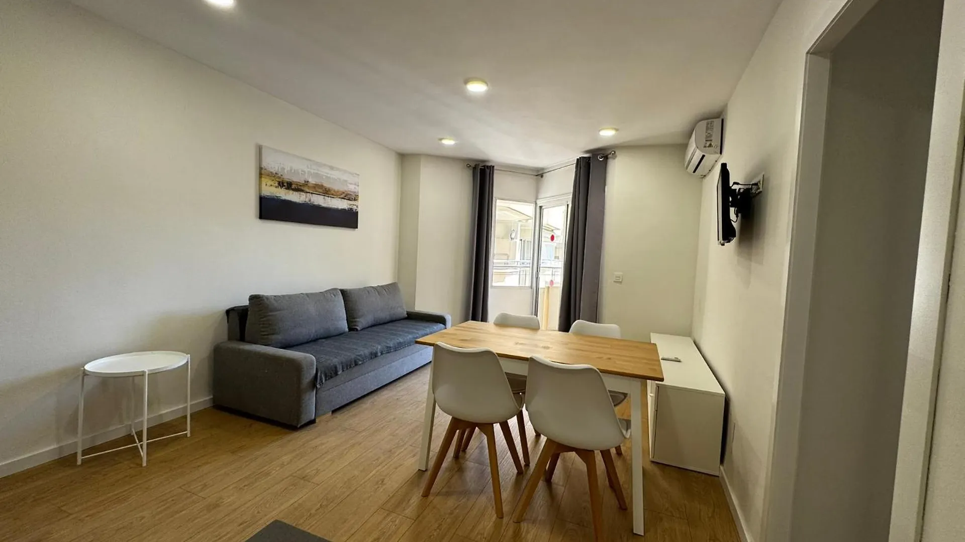 M10 Salou Apartaments Spanyolország
